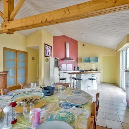 Belle Maison Familiale Pour Un Sejour A Sur Dom wakacyjny *